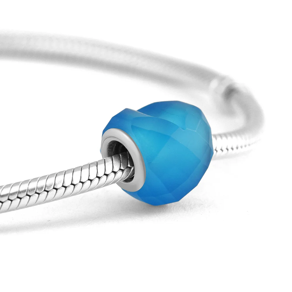 DIY Fits for Europe Charms Bracelets Shape of Love Beads with Scuba Blue CZ 100% 925 Sterling-Silver-Jewelry Free Shipping
DIY Fits for Europe Charms Bracelets Shape of Love Beads with Scuba Blue CZ 100% 925 Sterling-Silver-Jewelry Free Shipping