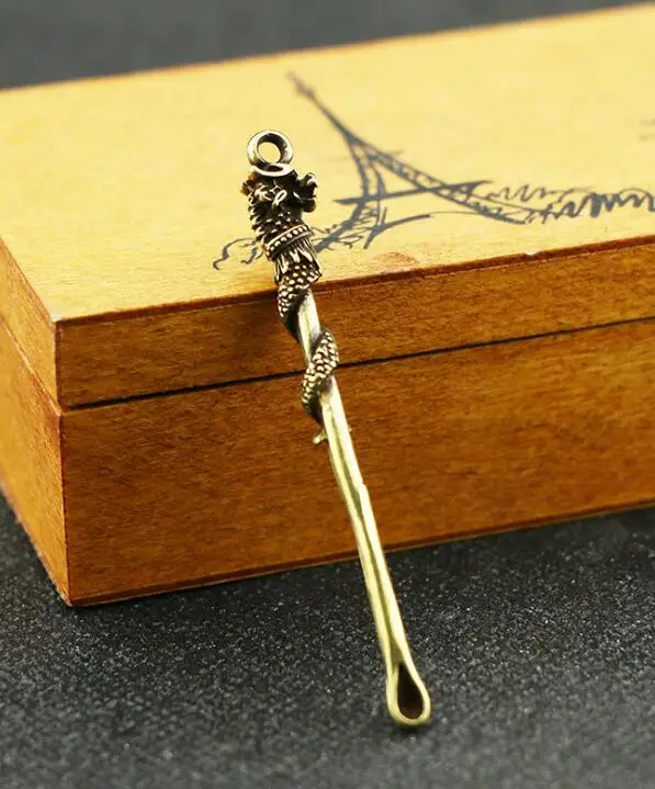 Collectable Chinese Pure Brass Carved Animal Dragon Earpick Car key chain Exquisite Small Pendant Statues
Collectable Chinese Pure Brass Carved Animal Dragon Earpick Car key chain Exquisite Small Pendant Statues