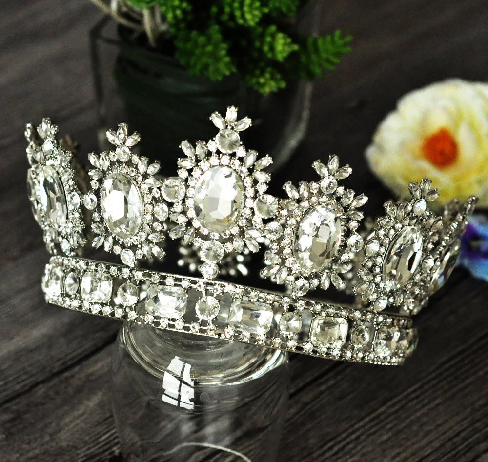 Giant Hot European Royal Crown Men's King's Queen Crown Silver Plated Austrian Rhinestones Bride Brides Wedding Tiaras and Crown
Giant Hot European Royal Crown Men's King's Queen Crown Silver Plated Austrian Rhinestones Bride Brides Wedding Tiaras and Crown