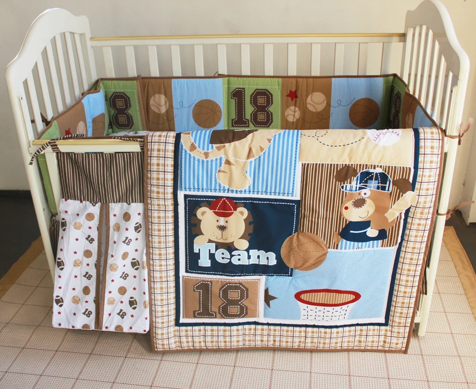 Promotion! 5PCS embroidery Baby Crib Bedding Sets 100% Cotton Bed Linen ,include(bumper+duvet+bed cover+bed skirt+diaper bag)
Promotion! 5PCS embroidery Baby Crib Bedding Sets 100% Cotton Bed Linen ,include(bumper+duvet+bed cover+bed skirt+diaper bag)
