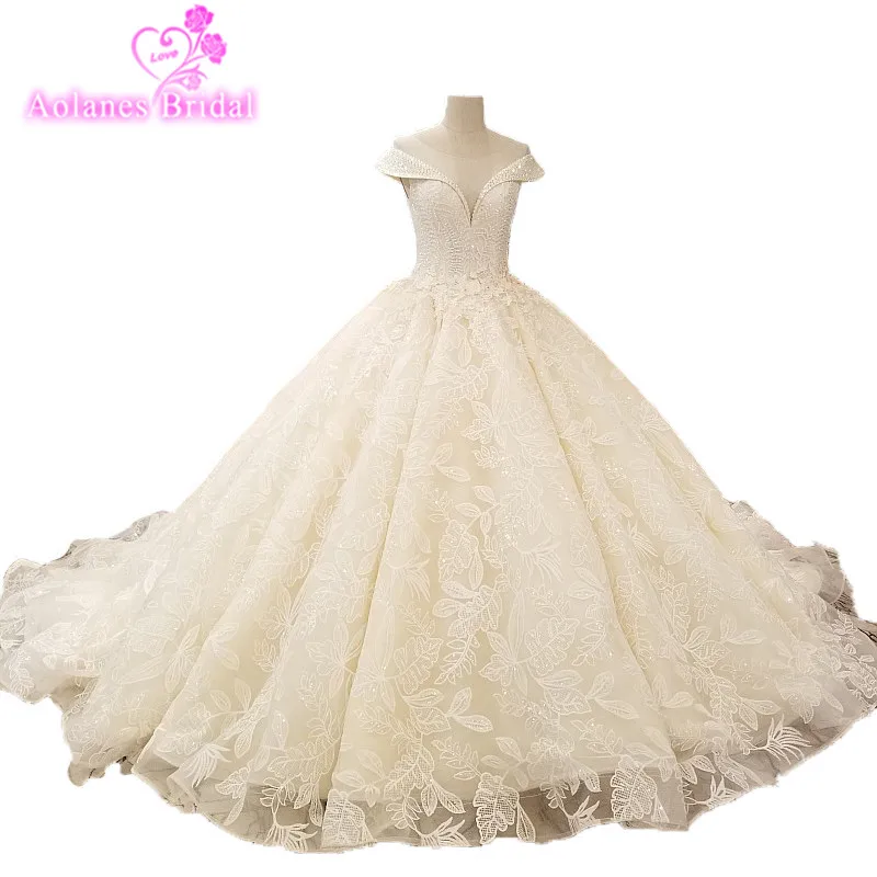 2018 Vintage Champagne Wedding Dress Sleeveless V-neck Cathedral Train Lace Up Ball Gown Vestidos De Novia Gelinlik Bruidsjurken | Свадьбы и