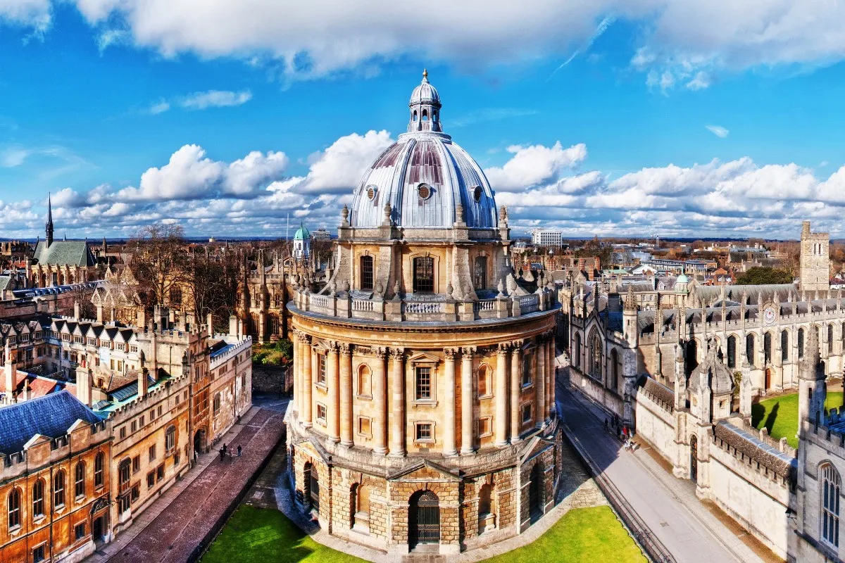 Ориентировочный постер Bodleian библиотека Оксфорд Англия 345PFJ (доступная рамка) на заказ тканевый постер для украшения стен комнаты Декор для д...
Ориентировочный постер Bodleian библиотека Оксфорд Англия 345PFJ (доступная рамка) на заказ тканевый постер для украшения стен комнаты Декор для д...