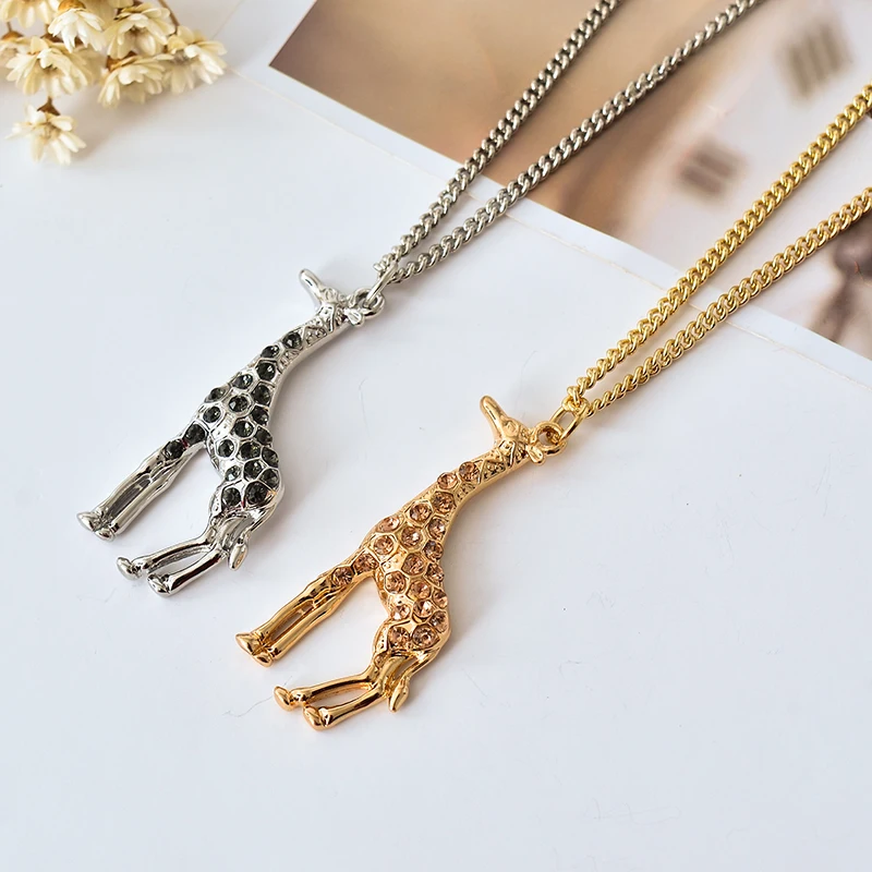 New Maxi Necklace Long Chain Gold and Antique Silver Deer Head Pendant boho Necklace For Women collier femme
New Maxi Necklace Long Chain Gold and Antique Silver Deer Head Pendant boho Necklace For Women collier femme