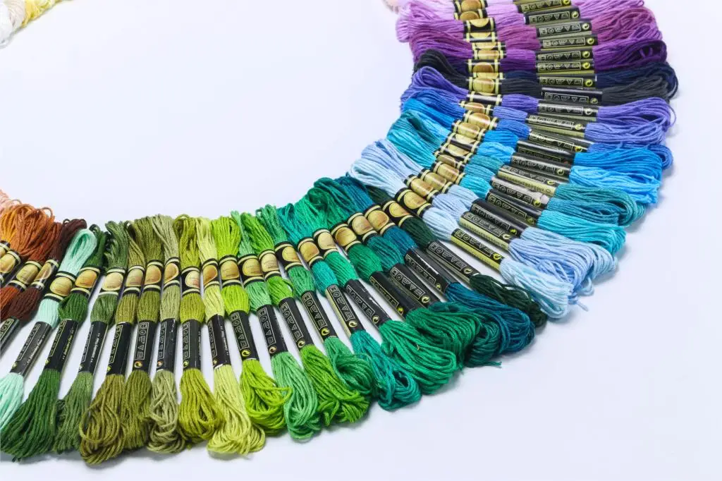 Cross Stitch threads The two label cxc Style 10PCS Cross Stitch Cotton Embroidery Thread Floss Sewing Skeins Craft Colors 8-2
Cross Stitch threads The two label cxc Style 10PCS Cross Stitch Cotton Embroidery Thread Floss Sewing Skeins Craft Colors 8-2