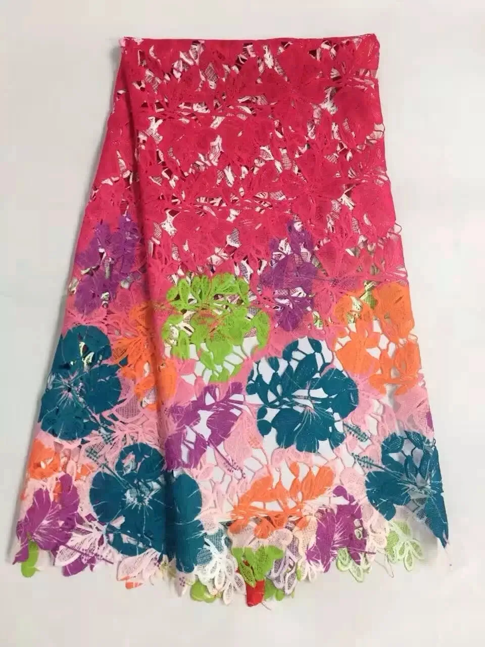French Lace With Pearls And Applique 5 Yards/Lot 2019 Latest Design African Lace Fabric For Wedding Dress
French Lace With Pearls And Applique 5 Yards/Lot 2019 Latest Design African Lace Fabric For Wedding Dress