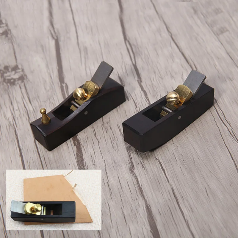 Hot sale DIY handmade tool leather knife trench thinning professional leather sculpture knife leather cutting
Hot sale DIY handmade tool leather knife trench thinning professional leather sculpture knife leather cutting