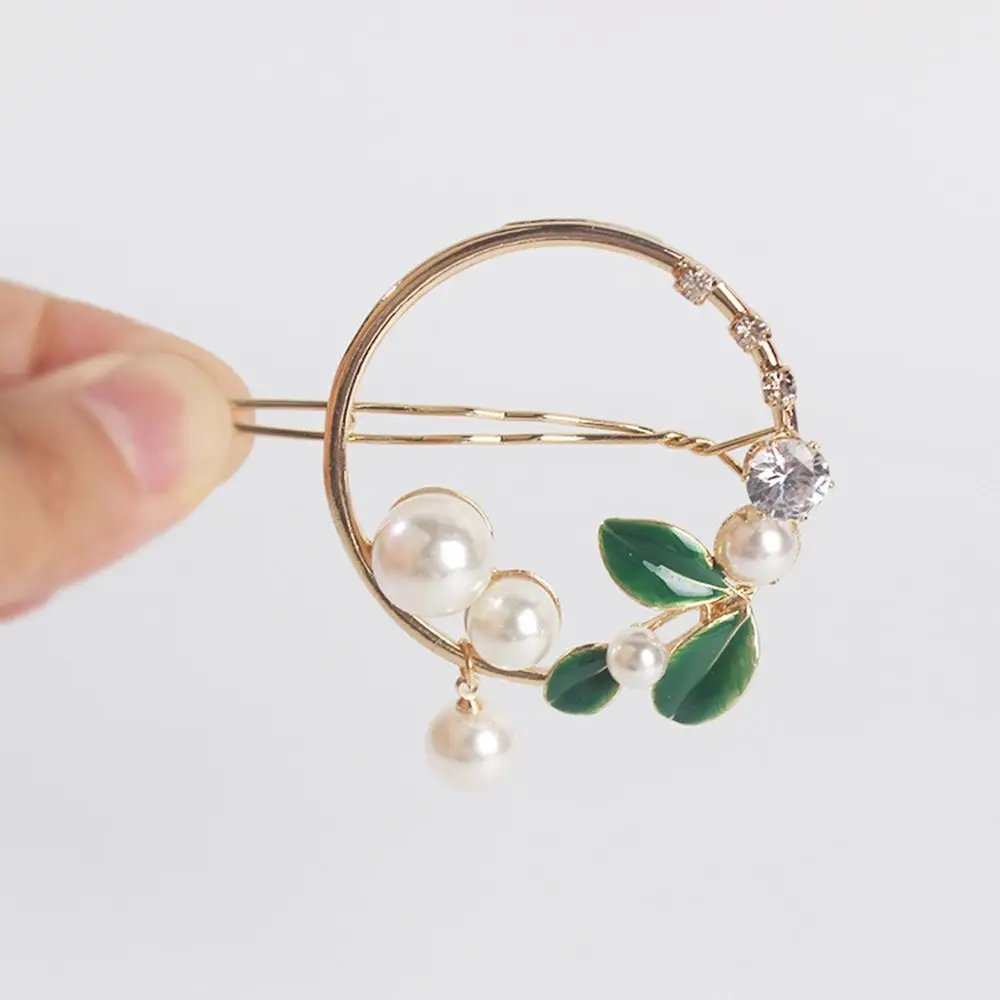 1 PC Vintage Pearl Metal Round Hair Clips Green Gold Leaves Hairpins Women Hairclips Girls Hairgrip Barrette Hair Accessories
1 PC Vintage Pearl Metal Round Hair Clips Green Gold Leaves Hairpins Women Hairclips Girls Hairgrip Barrette Hair Accessories
