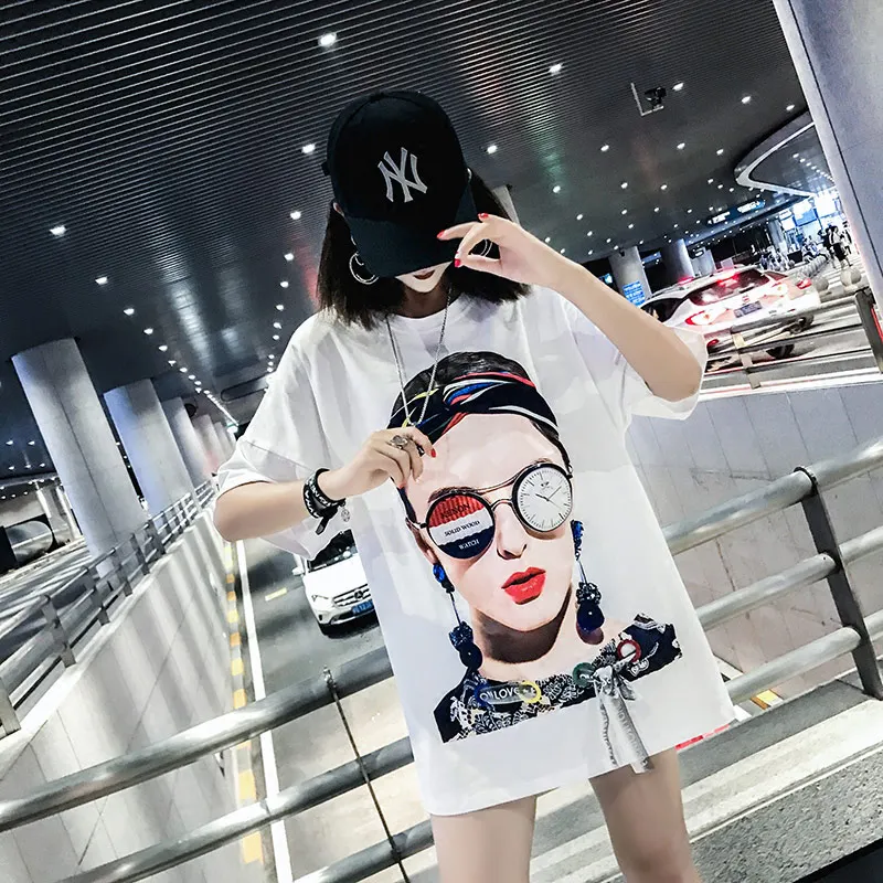 Модная летняя Хлопковая женская футболка с рисунком молодой девушки коротким