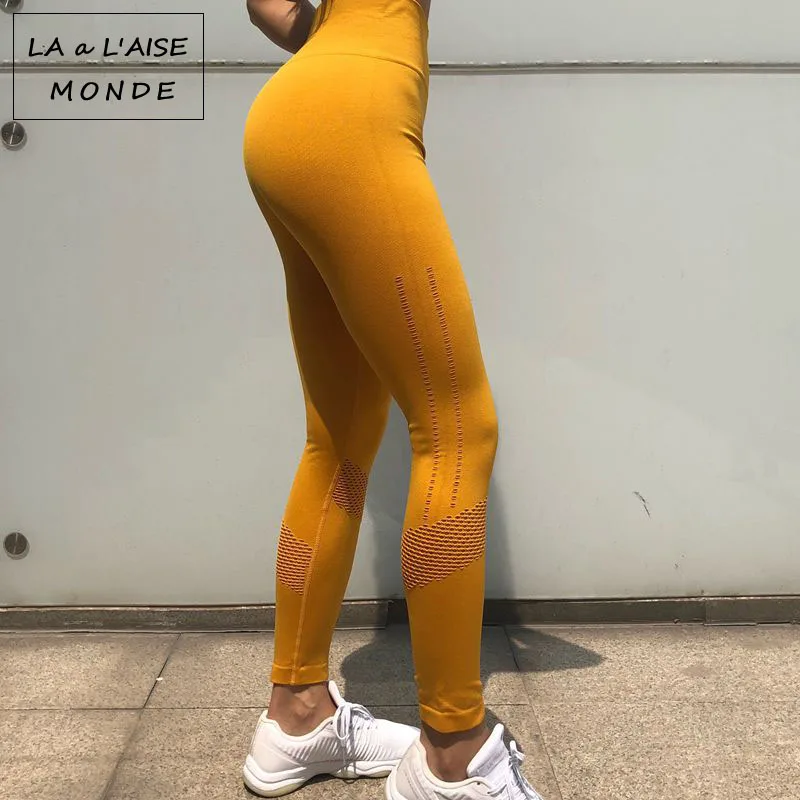 2019 New Women's Yoga Pants Tight High Waist Hips Clothing Running Training Push Up Leggins Sport Women Ftness Trousers
2019 New Women's Yoga Pants Tight High Waist Hips Clothing Running Training Push Up Leggins Sport Women Ftness Trousers