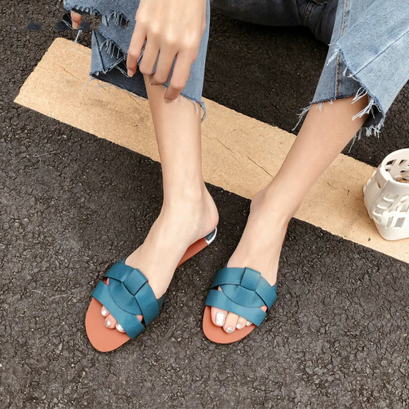 QWEDF 2019 Beach Women Slippers Sandals Women Slippers Flat Heel Casual Ladies Shoes Outdoor Female Slides CR-48
QWEDF 2019 Beach Women Slippers Sandals Women Slippers Flat Heel Casual Ladies Shoes Outdoor Female Slides CR-48