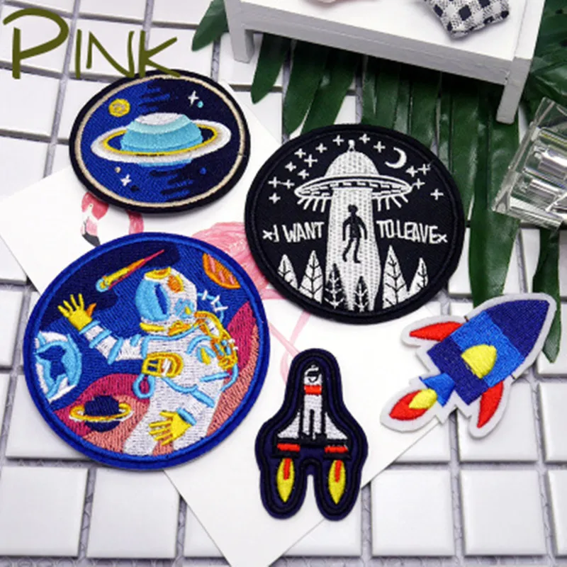1 PCS UFO Alien parches Embroidered Iron on Patches for Clothing DIY Astronaut Stripes Universe Sewing Space Ship Planet Clothes
1 PCS UFO Alien parches Embroidered Iron on Patches for Clothing DIY Astronaut Stripes Universe Sewing Space Ship Planet Clothes
