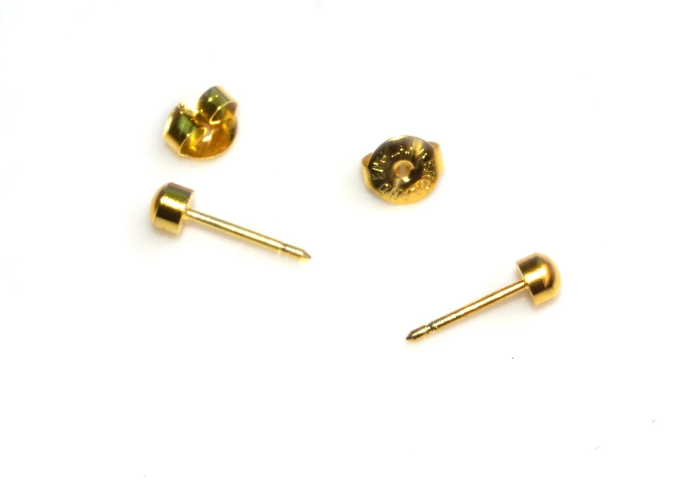 Gold Pierce Ears Pierced Ear Stud Earring Fit Used In Piercing Gun 4mm Hot Sale New Style Plain Body Piercing For Women
Gold Pierce Ears Pierced Ear Stud Earring Fit Used In Piercing Gun 4mm Hot Sale New Style Plain Body Piercing For Women