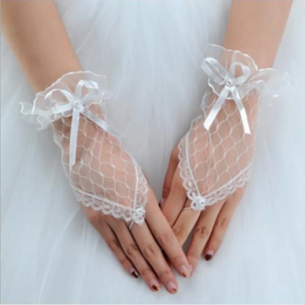 Gothic Sexy Short Lace Crystal Bracelets Dance Wedding Bridal Evening Party Slave Hand Chain Women Jewelry
Gothic Sexy Short Lace Crystal Bracelets Dance Wedding Bridal Evening Party Slave Hand Chain Women Jewelry
