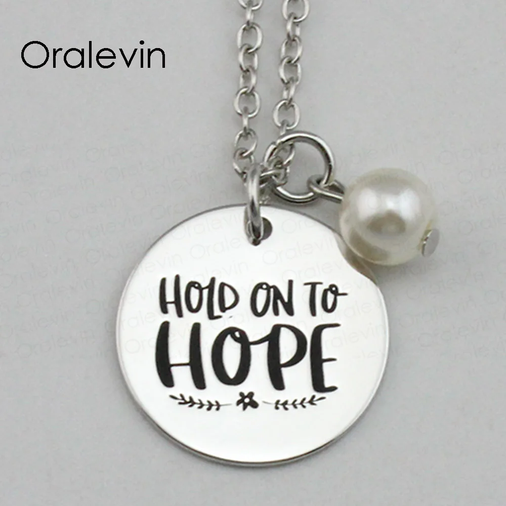 HOLD ON TO HOPE вдохновляющая ручная штампованная подвеска на заказ, ожерелье для свежих женщин, Подарочные ювелирные изделия, 10 шт./лот, # LN2225
HOLD ON TO HOPE вдохновляющая ручная штампованная подвеска на заказ, ожерелье для свежих женщин, Подарочные ювелирные изделия, 10 шт./лот, # LN2225