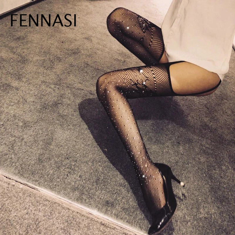 FENNASI Women Sexy Gaiters Fishnet Stockings Shiny Rhinestone Garters Mesh Pantyhose Black Nylon Erotic Lingerie Collant Tighs
FENNASI Women Sexy Gaiters Fishnet Stockings Shiny Rhinestone Garters Mesh Pantyhose Black Nylon Erotic Lingerie Collant Tighs
