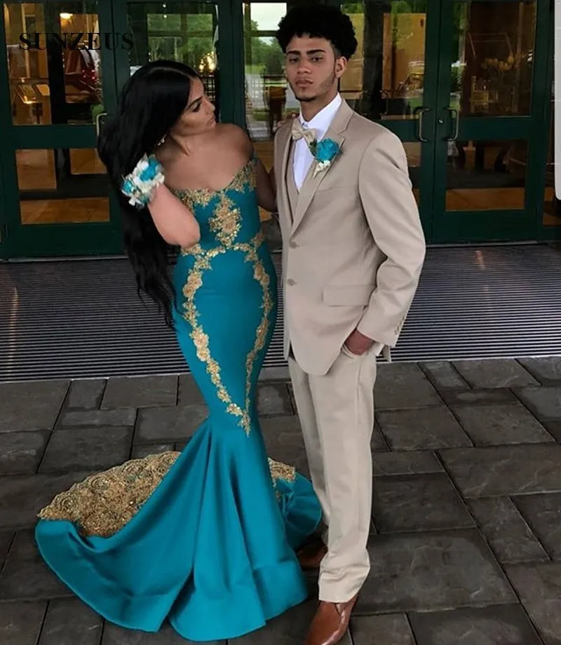 Off Shoulder Turquoise Prom Dresses With Gold Appliques Lace Sweep Train Long Party Gowns Women Vestidos De Novia 2019
Off Shoulder Turquoise Prom Dresses With Gold Appliques Lace Sweep Train Long Party Gowns Women Vestidos De Novia 2019