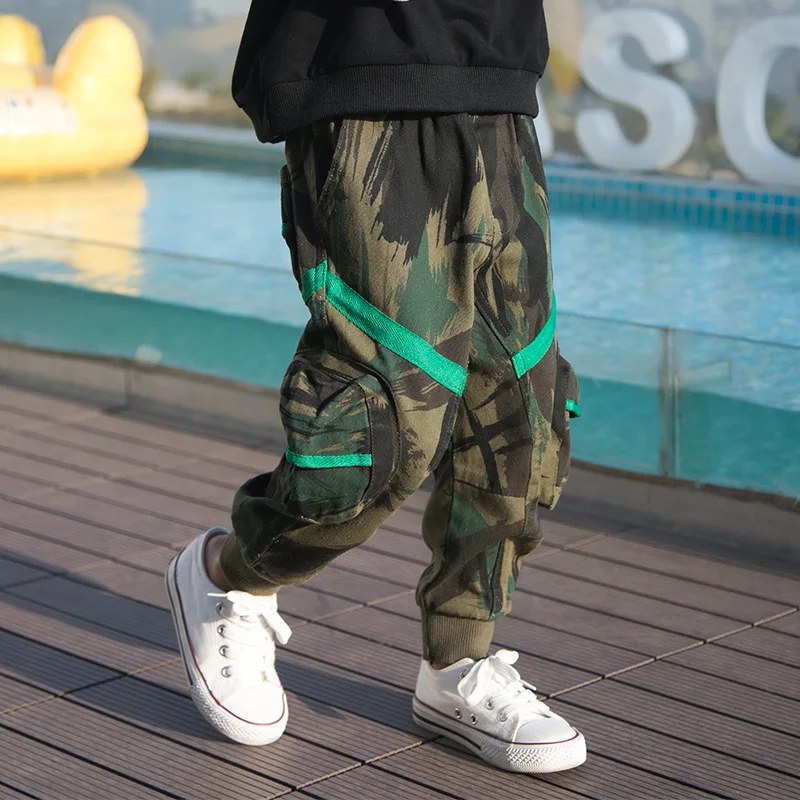 Boys Pants Spring and Autumn 2019 New Medium and Small Boys Tide Fan Green Ribbon Camouflage Pants
Boys Pants Spring and Autumn 2019 New Medium and Small Boys Tide Fan Green Ribbon Camouflage Pants