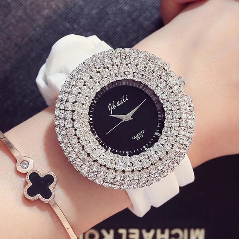 Womens Watches Top Brand Luxury Diamond Watch 50mm Large Dial Silicone Fashion Quartz Watch Orologgi Donna Girl Gift Orologi
Womens Watches Top Brand Luxury Diamond Watch 50mm Large Dial Silicone Fashion Quartz Watch Orologgi Donna Girl Gift Orologi