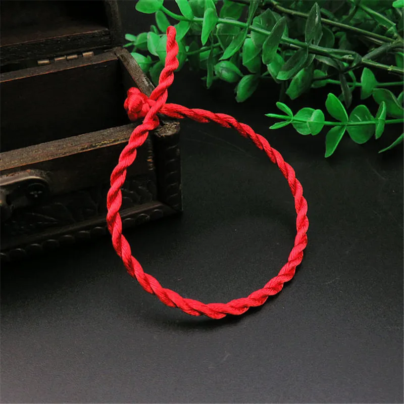 4pc/lot Cute Girl Good Luck Chinese Red String Bracelets Women Handmade Cord Rope Bracelet Lucky Jewelry Wedding Party Gift
4pc/lot Cute Girl Good Luck Chinese Red String Bracelets Women Handmade Cord Rope Bracelet Lucky Jewelry Wedding Party Gift