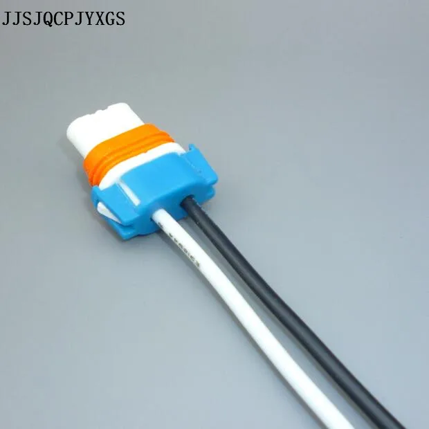 JJSJQCPJYXGS 14,5 см 16AWG керамическая 9005 электрическая Автомобильная фара патрон лампы
JJSJQCPJYXGS 14,5 см 16AWG керамическая 9005 электрическая Автомобильная фара патрон лампы
