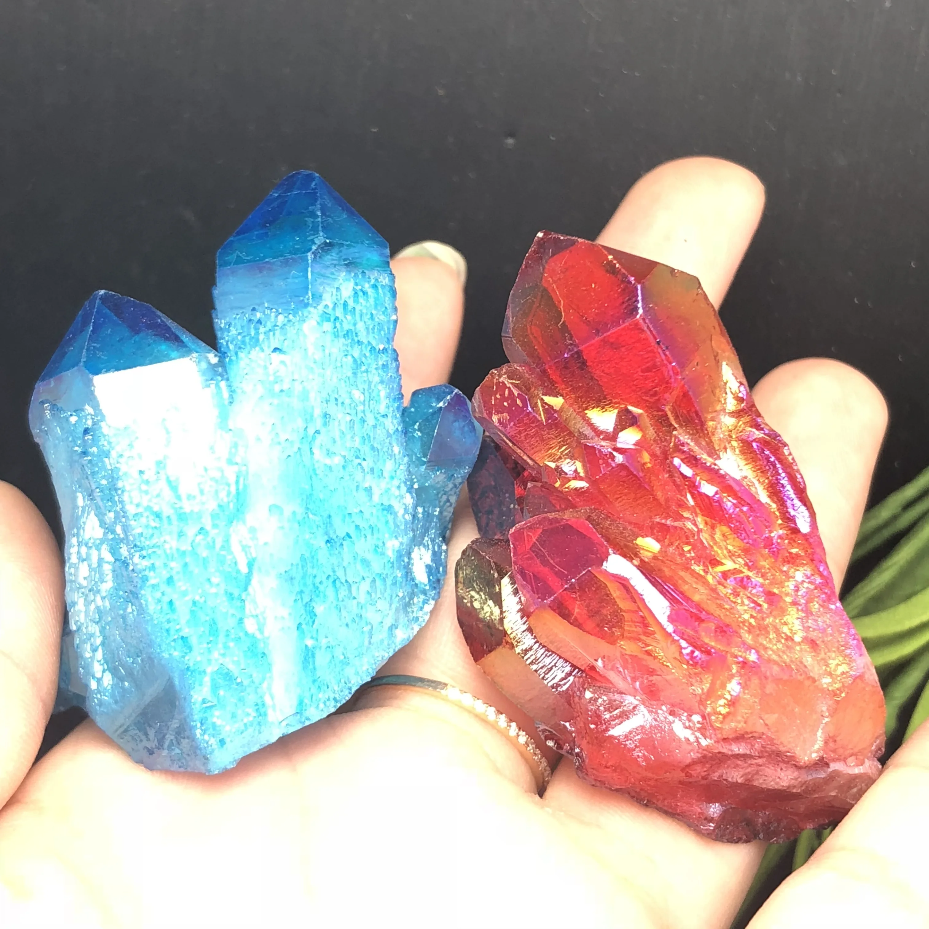 2Pcs Natural crystal flower clusters crystal mineral chakras stone carvings healing reiki decoration
2Pcs Natural crystal flower clusters crystal mineral chakras stone carvings healing reiki decoration