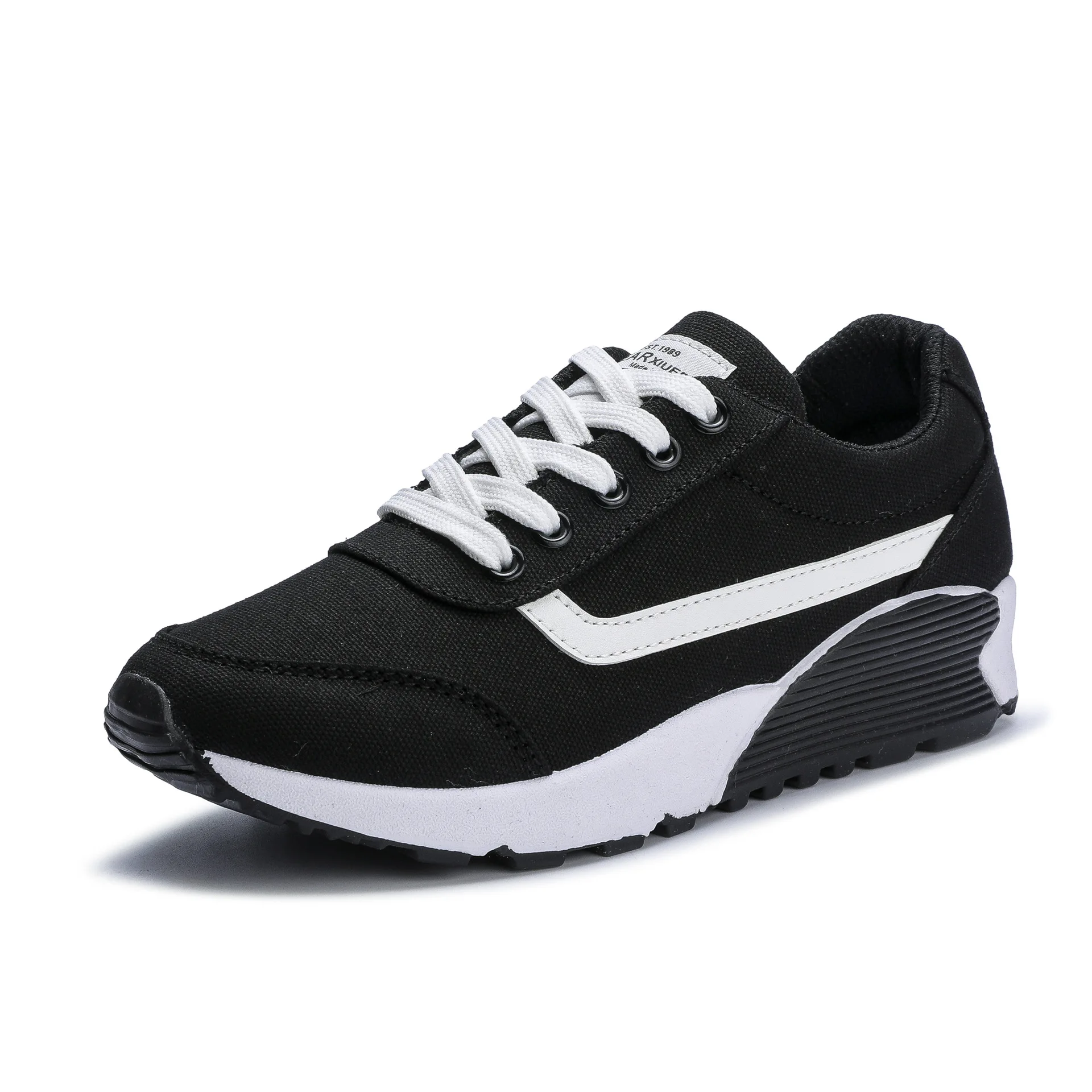 2019 spring and summer new sports shoes female Korean version of Harajuku style ulzzang flat net red shoes size 35-39
2019 spring and summer new sports shoes female Korean version of Harajuku style ulzzang flat net red shoes size 35-39