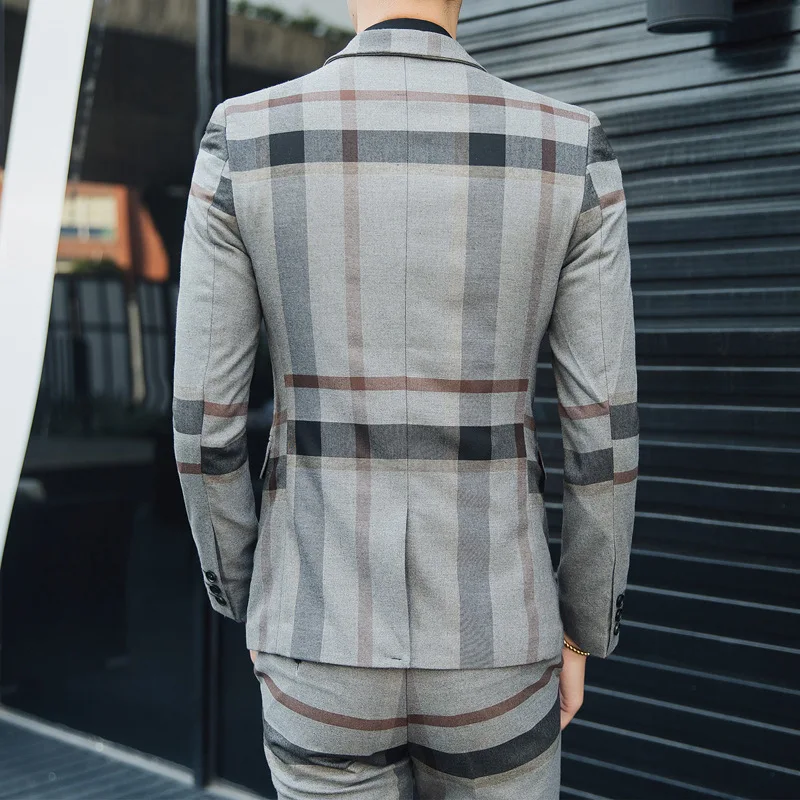 Men's Plaid Suit Three-piece Suit Men Slim Suit Wedding Dress Bridegroom Leisure British Style (Jacket+Pant+vest)
Men's Plaid Suit Three-piece Suit Men Slim Suit Wedding Dress Bridegroom Leisure British Style (Jacket+Pant+vest)