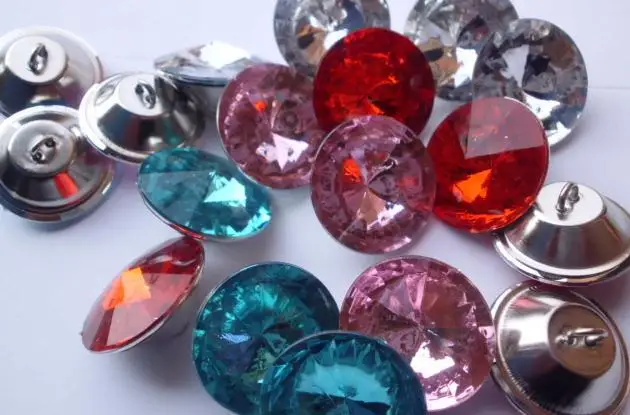 acrylic soft bag buttons 500 PCS/ lot 25 mm 4 color Sofa buckle Rhinestones acryl decorative buttons, Acrylic soft bag buckles
acrylic soft bag buttons 500 PCS/ lot 25 mm 4 color Sofa buckle Rhinestones acryl decorative buttons, Acrylic soft bag buckles