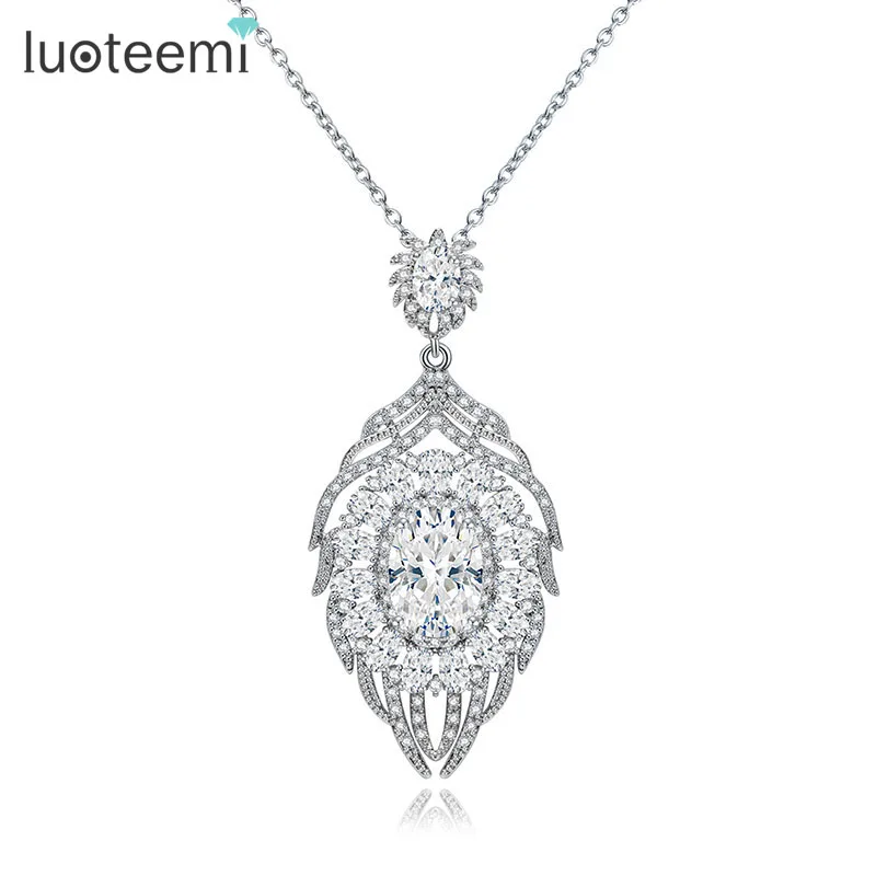LUOTEEMI Luxury Women White Gold-Color Big Feather Pendant With Full Sparkling Cubic Zirconia Necklace For Wedding Party
LUOTEEMI Luxury Women White Gold-Color Big Feather Pendant With Full Sparkling Cubic Zirconia Necklace For Wedding Party