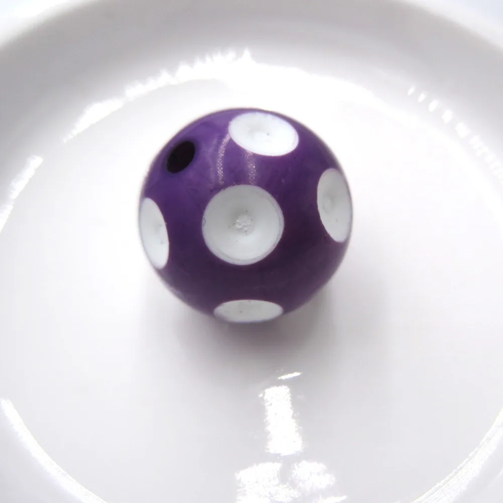 100PCS Lot With Hole 20mm Acrylic Football Charm Bead Purple For Kids Girl Chunky Beads Necklace Bracelet Child Jewelry Making
100PCS Lot With Hole 20mm Acrylic Football Charm Bead Purple For Kids Girl Chunky Beads Necklace Bracelet Child Jewelry Making