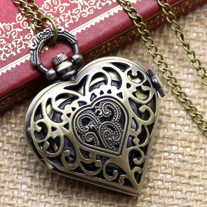Vintage Unisex Fashion Dual Display Roman Number Quartz Steampunk Men Pocket Watch with Chain P427
Vintage Unisex Fashion Dual Display Roman Number Quartz Steampunk Men Pocket Watch with Chain P427