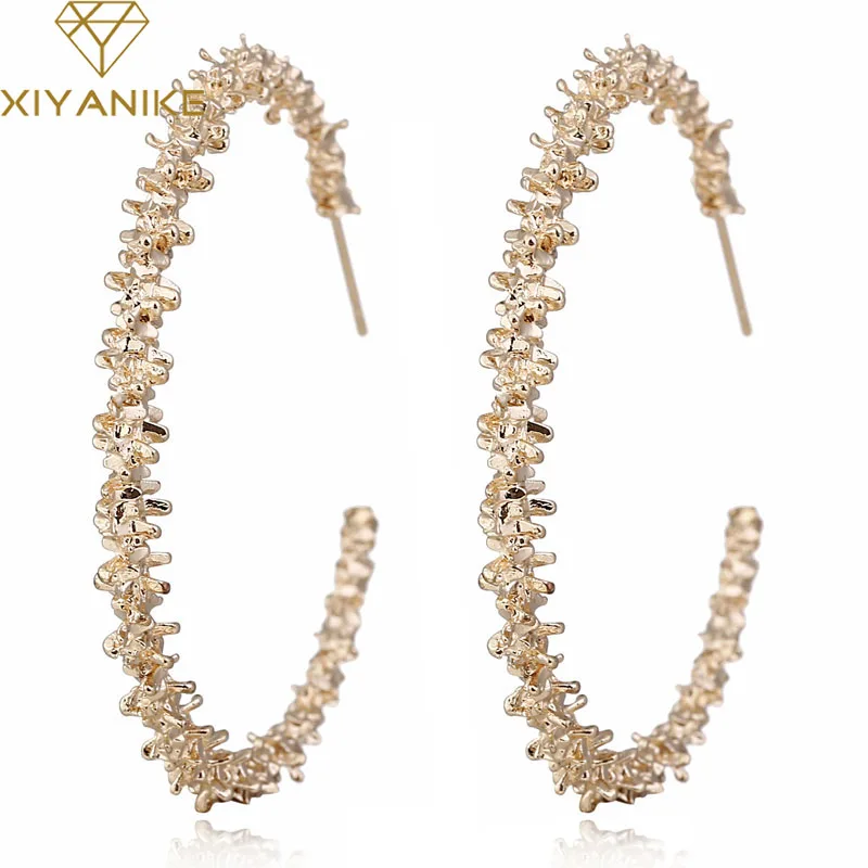 XIYANIKE New Vintage Earrings for Women Gold Round C Geometric Statement Earring 2019 Metal Earring Hanging Fashion Jewelry E22
XIYANIKE New Vintage Earrings for Women Gold Round C Geometric Statement Earring 2019 Metal Earring Hanging Fashion Jewelry E22