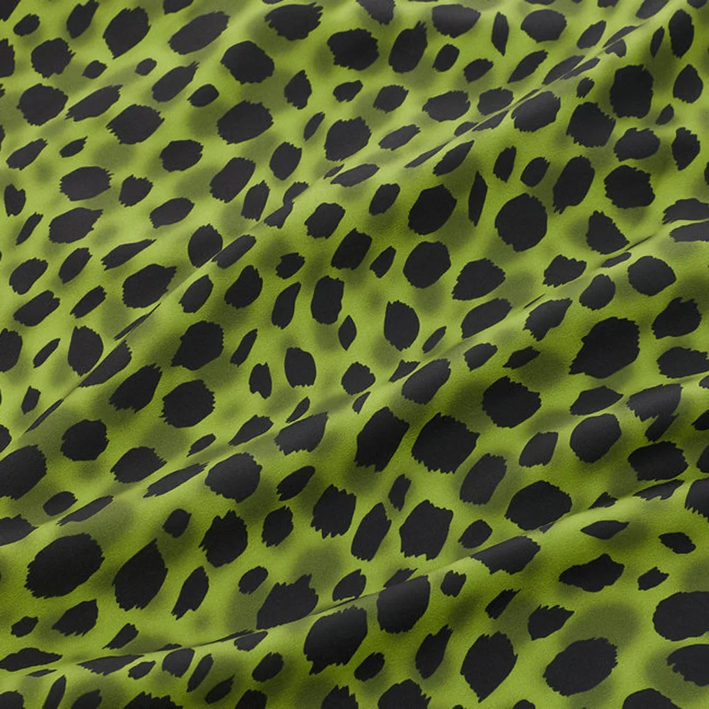 Leopard Printed Women Open Cross Skirts Sexy Female Split Half-Length Skirt Summer Fashion Ladies Green Party Skirt Casual Skirt
Leopard Printed Women Open Cross Skirts Sexy Female Split Half-Length Skirt Summer Fashion Ladies Green Party Skirt Casual Skirt