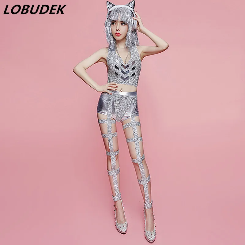 Nightclub Lady DJ Singer Stage Outfit Bar Party Show Dancer Pole Dancing Costume Silver Crystals Bra Bandage Leggings Set Outfit
Nightclub Lady DJ Singer Stage Outfit Bar Party Show Dancer Pole Dancing Costume Silver Crystals Bra Bandage Leggings Set Outfit