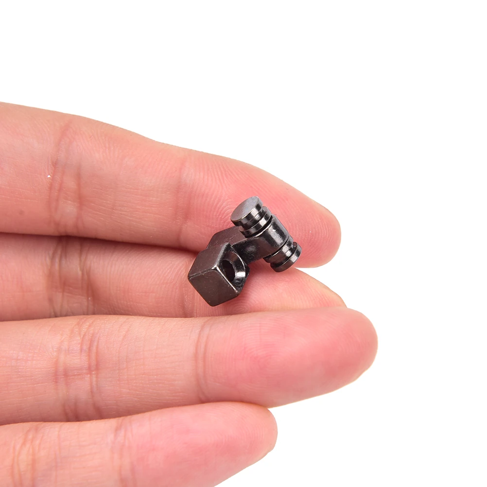 2Pcs 0.43 x 0.23 inch Roller String Retainers Mounting Tree Guide for Electric Guitar silver
2Pcs 0.43 x 0.23 inch Roller String Retainers Mounting Tree Guide for Electric Guitar silver