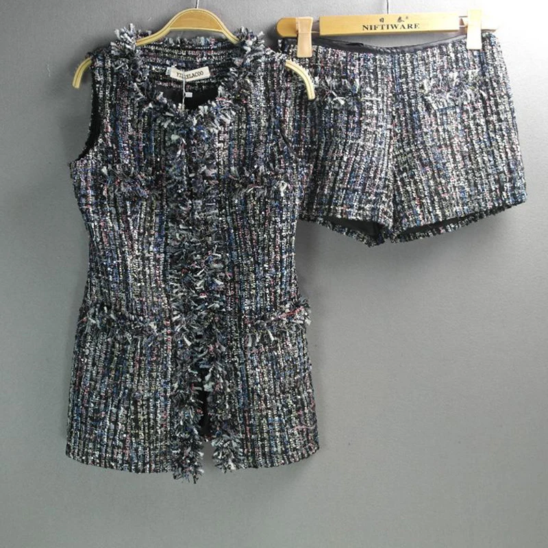 Black tweed sleeveless jacket + shorts suit Sequin fabric spring / autumn Women's vest jacket medium length shorts suit
Black tweed sleeveless jacket + shorts suit Sequin fabric spring / autumn Women's vest jacket medium length shorts suit