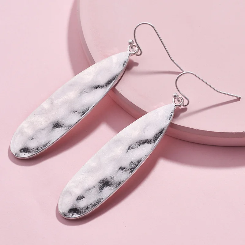 ZWPON Fashion Hammered Bar Earrings Zinc Alloy Hammered Teardrop Vertical Earrings for Women Minimalist Female Jewelry Wholesale
ZWPON Fashion Hammered Bar Earrings Zinc Alloy Hammered Teardrop Vertical Earrings for Women Minimalist Female Jewelry Wholesale