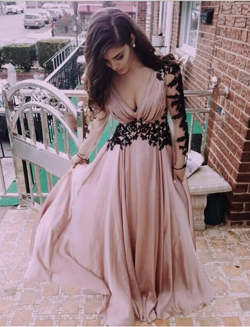 Elegant pink long sleeve prom dresses 2016 V-neck black lace appliques vestido de festa party dress P482
Elegant pink long sleeve prom dresses 2016 V-neck black lace appliques vestido de festa party dress P482