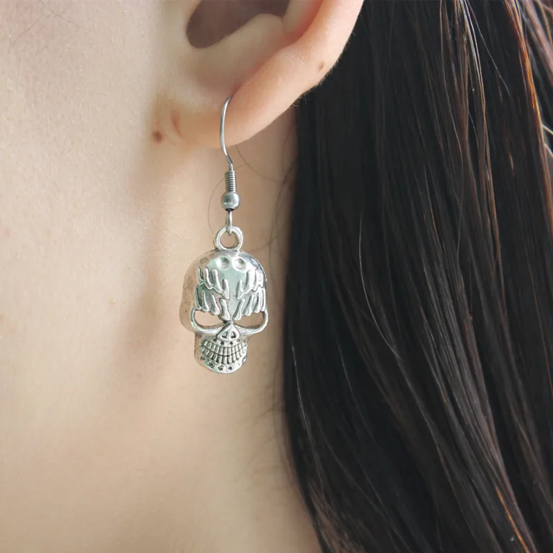 Antiqued Color Zinc Alloy Punk Style Skull Head Pendant Earrings Women's Fashion Creative Stainless Steel Halloween Jewelry | Украшения