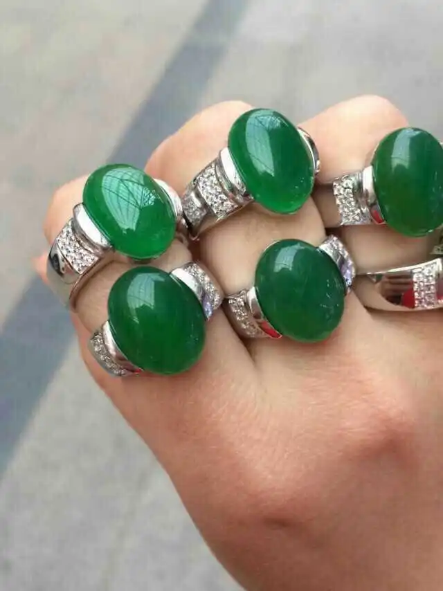 Natural green chalcedony Ring Natural gemstone Ring 925 sterling silver trendy luxurious for men women's party fine Jewelry
Natural green chalcedony Ring Natural gemstone Ring 925 sterling silver trendy luxurious for men women's party fine Jewelry