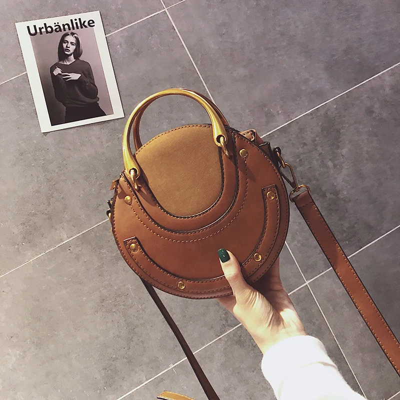 New women's round bags pu leather circle box handbags rivet messenger bag for lady causal circular girls shoulder bag
New women's round bags pu leather circle box handbags rivet messenger bag for lady causal circular girls shoulder bag