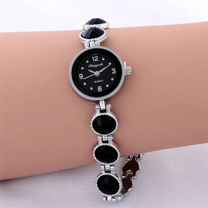 Women Watches 2022 New Stylish Silver Round Dial Analog Quartz Bracelet Watches Ceasuri Reloj Hot montre femme
Women Watches 2022 New Stylish Silver Round Dial Analog Quartz Bracelet Watches Ceasuri Reloj Hot montre femme