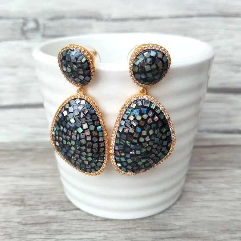 4 Pairs Natural abalone shell water-drop shaped Earrings,Pave Cubic Zirconia Charm Fashion Micro Jewelry earrings ER627
4 Pairs Natural abalone shell water-drop shaped Earrings,Pave Cubic Zirconia Charm Fashion Micro Jewelry earrings ER627