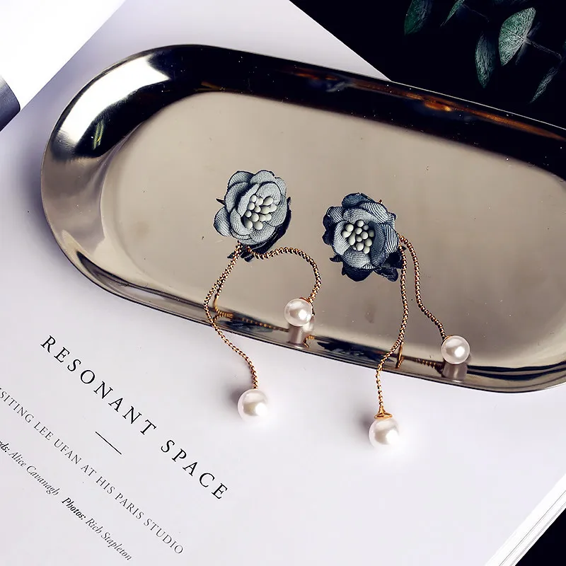 Elegant Women Flower Ear Jewelry Long Bead Chain Imitation Pearl Tassel Earrings New Fashion Brincos Pendientes Oorbellen XE366
Elegant Women Flower Ear Jewelry Long Bead Chain Imitation Pearl Tassel Earrings New Fashion Brincos Pendientes Oorbellen XE366
