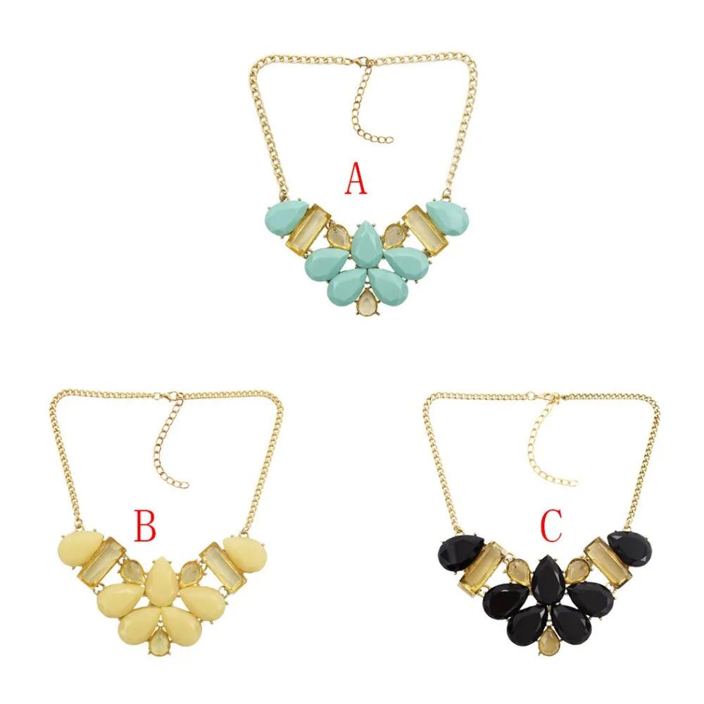 3 Colors New Fashion European Trendy Gold Alloy Chains Necklace Acrylic Flower Drop Square Pendant Choker Necklace Women Jewelry
3 Colors New Fashion European Trendy Gold Alloy Chains Necklace Acrylic Flower Drop Square Pendant Choker Necklace Women Jewelry