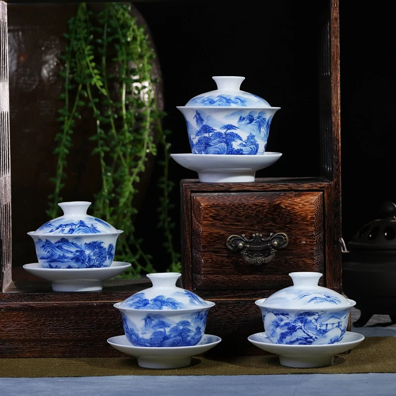 140/200ml Jingdezhen Blue and White Porcelain Gaiwan Teaware Underglaze Tea Bowl Ceramic Kung Fu Tea Set Home Teapot Tureen Gift
140/200ml Jingdezhen Blue and White Porcelain Gaiwan Teaware Underglaze Tea Bowl Ceramic Kung Fu Tea Set Home Teapot Tureen Gift