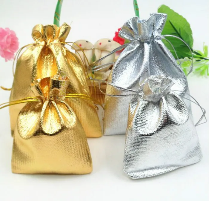 50 pcs/lot Three Size High Quality Gold Silver Drawstring Organza Jewelry Pouch Christmas&Wedding Gift Bag
50 pcs/lot Three Size High Quality Gold Silver Drawstring Organza Jewelry Pouch Christmas&Wedding Gift Bag