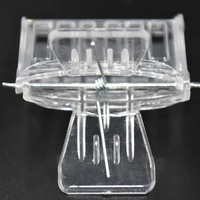 2 Pcs Bee Queen Catcher Colorless Clear Plastic Clip Cage Beekeeping Equipment Tool Beekeeper Equip Isolation Room
2 Pcs Bee Queen Catcher Colorless Clear Plastic Clip Cage Beekeeping Equipment Tool Beekeeper Equip Isolation Room