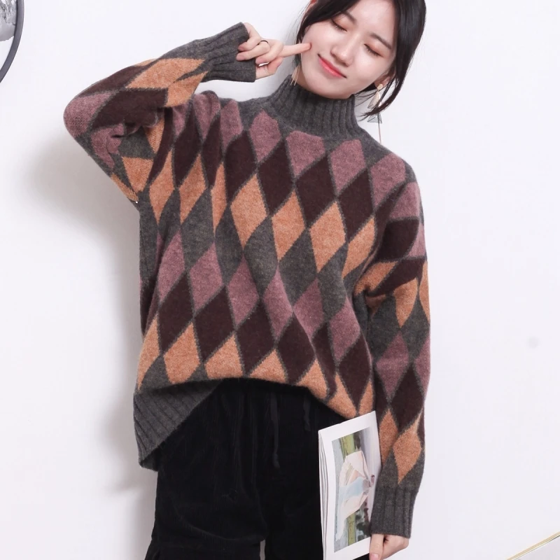 Autumn Winter Sweater Women Harajuku style Solid color Loose Pullover Retro Twist Argyle Pattern Round neck Warm Soft Sweater
Autumn Winter Sweater Women Harajuku style Solid color Loose Pullover Retro Twist Argyle Pattern Round neck Warm Soft Sweater