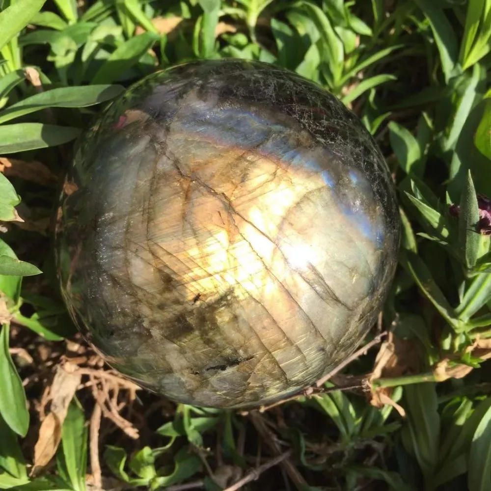80mm 100% Natural heavy flash labradorite Crystal ball reiki Mineral Healing gemstone Spiritual energy Christmas decoration
80mm 100% Natural heavy flash labradorite Crystal ball reiki Mineral Healing gemstone Spiritual energy Christmas decoration